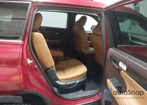 2021 Toyota Highlander Hybrid Platinum z USA, uszkodzony, nr VIN 5TDEBRCH1MS051953